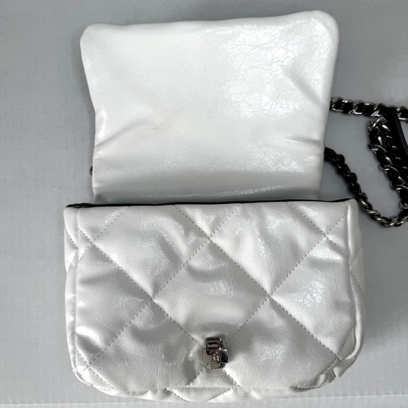 STEVE MADDEN BCookie Black/White Crossbody/Handbag/Quilted-Puffy/Faux Leather - Picture 7 of 14